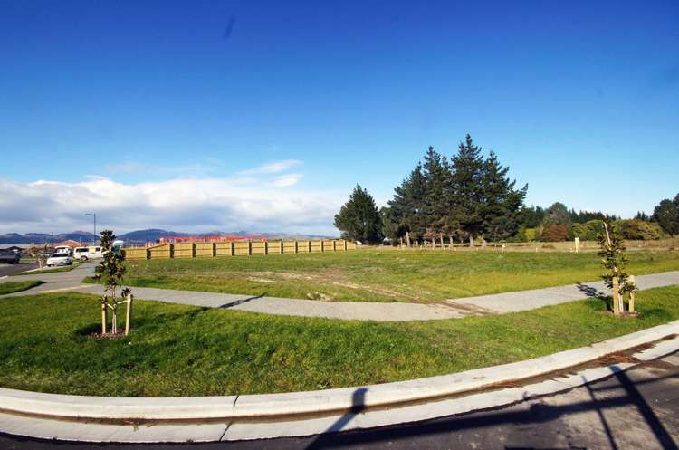 1 Atatu Lane Wigram_1