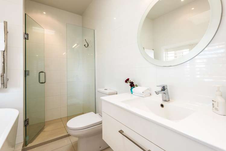 6/118 Ocean View Road Oneroa_20