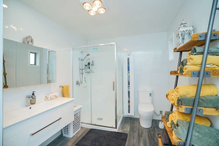 111 Eglinton Street Winton_11