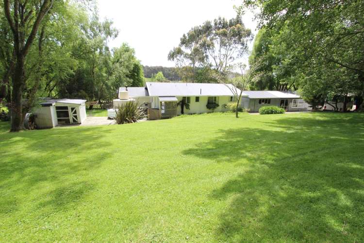 83 Ridge Road Pahiatua_11