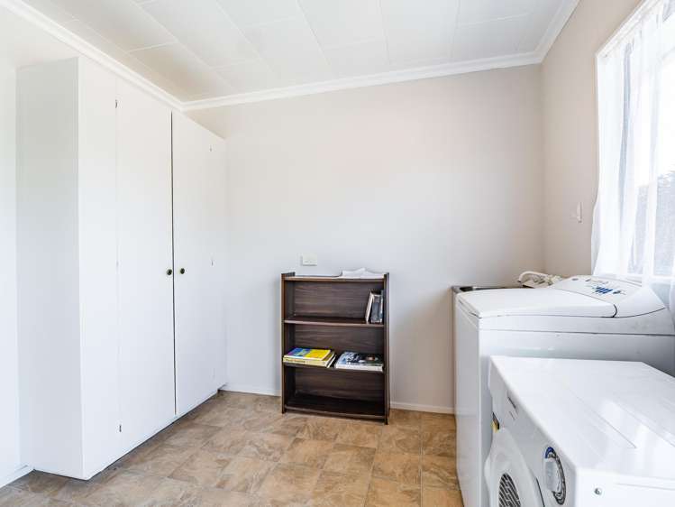 33f Sanders Avenue Westown_16