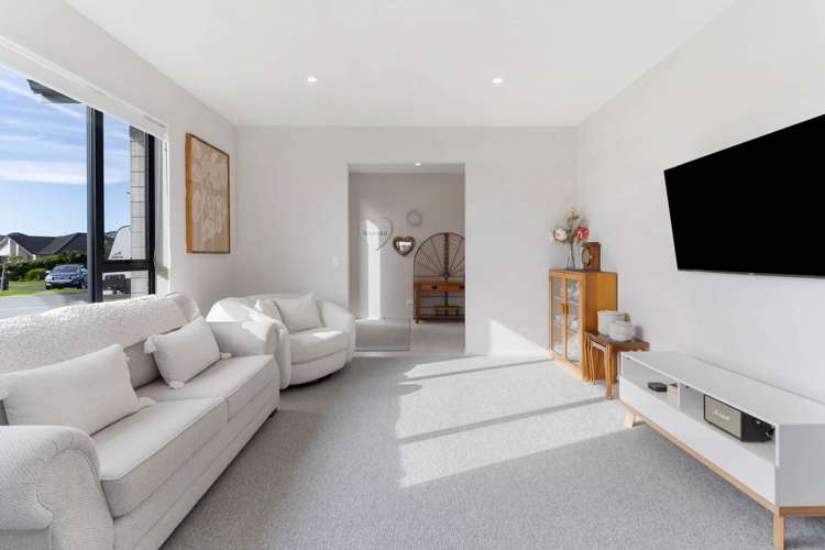 35 Doidge Street Beachlands_14