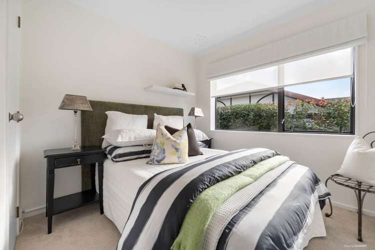 12 Crescent Hills Court Northpark_13