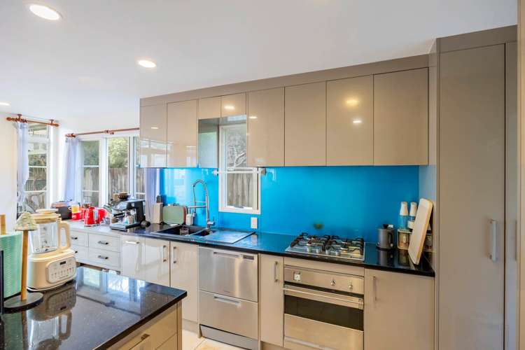 2/4a Bracken Avenue Takapuna_7