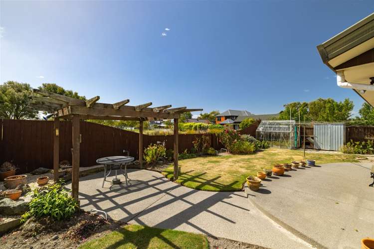 34 Karnak Crescent Russley_11