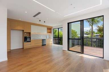 7/7 Alma Road_3
