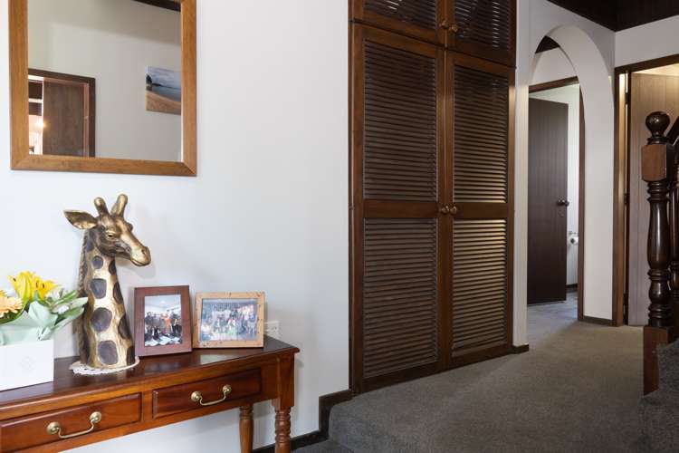 16 Glassey Drive Allenton_10