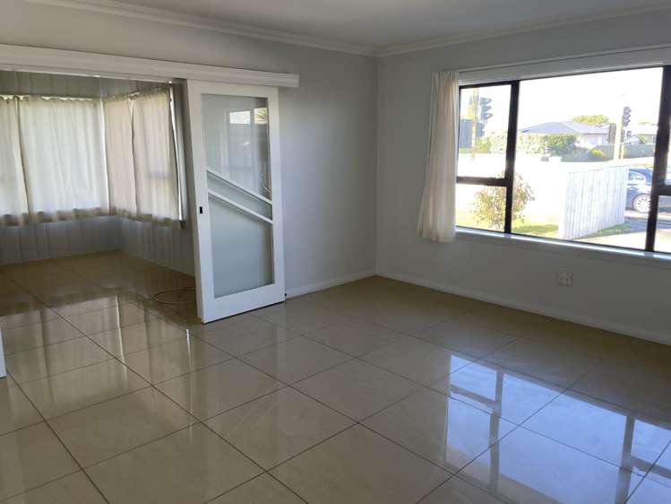 293 Kennedy Road Onekawa_2