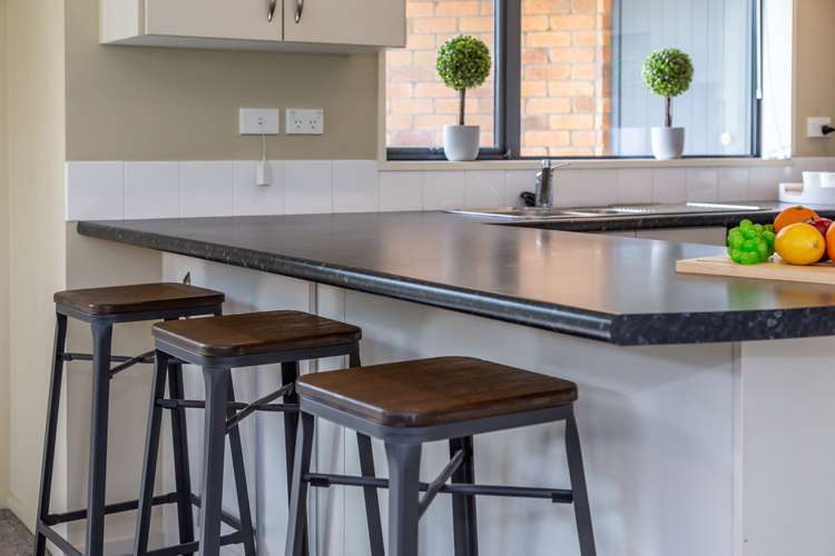 19 Hasendene Drive Lincoln_8