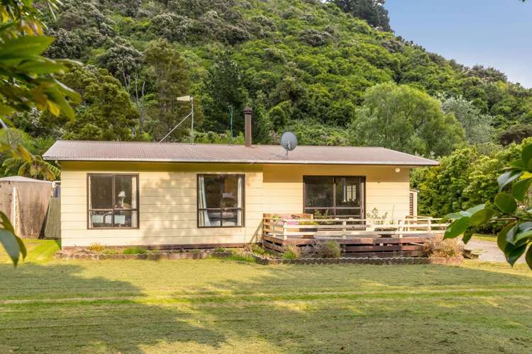 16 McLaughlin Drive Tinui_0