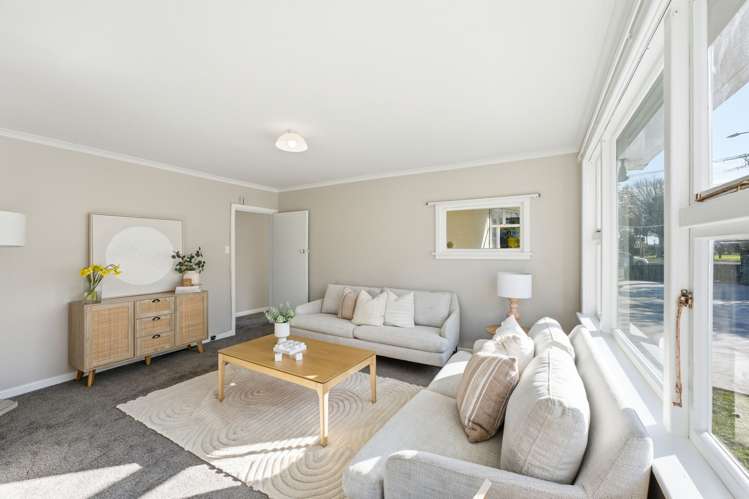 384 Hills Road_5