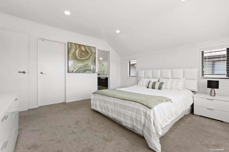 16 Heidi Crescent Flat Bush_12