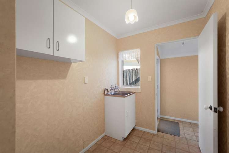 1 Marina Way Athenree_17