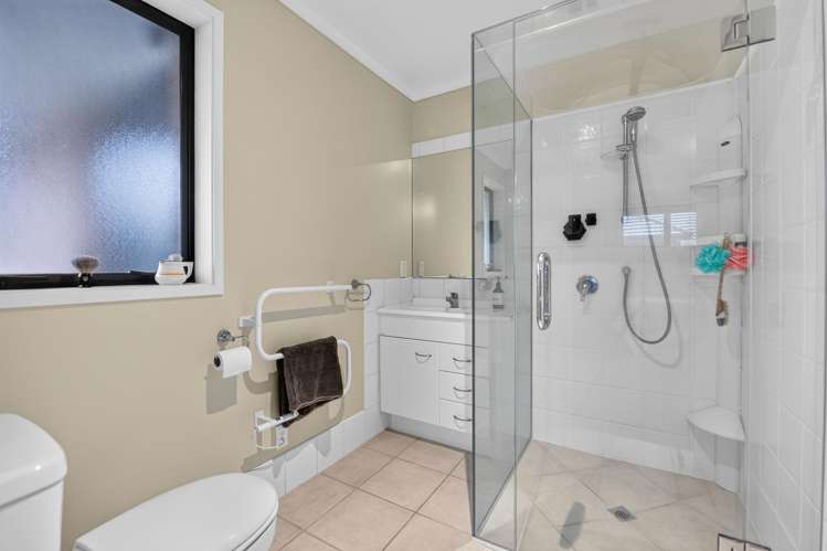 94 Wentworth Drive Rototuna North_11