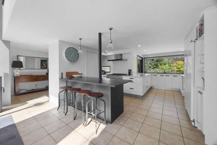 146 Lake Hawea - Albert Town Road Albert Town_10