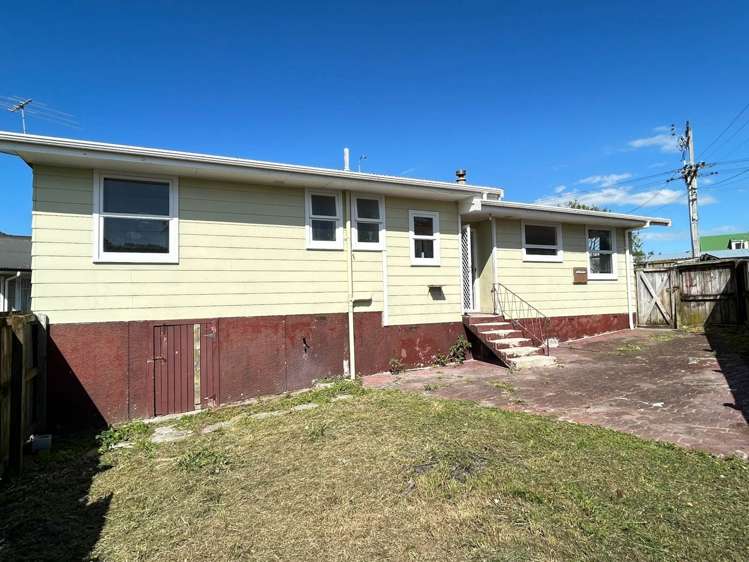 3 Barrys Road Glendene_16