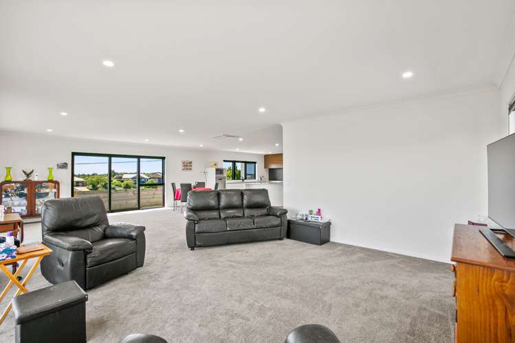 3f Honeyfield Drive Whalers Gate_7