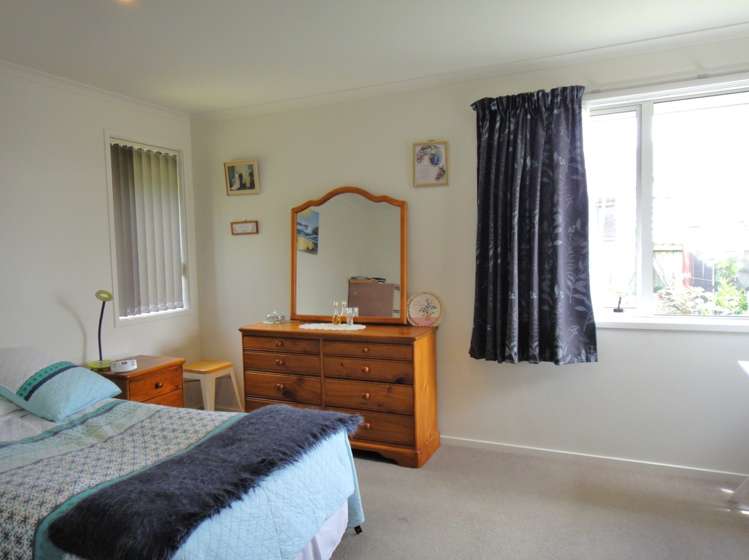 4 Wai Place One Tree Point_9