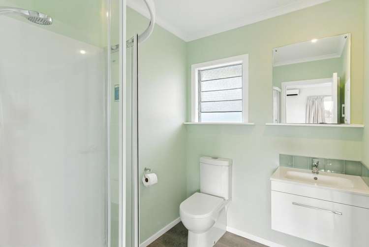 47 Gray Avenue Paraparaumu Beach_17