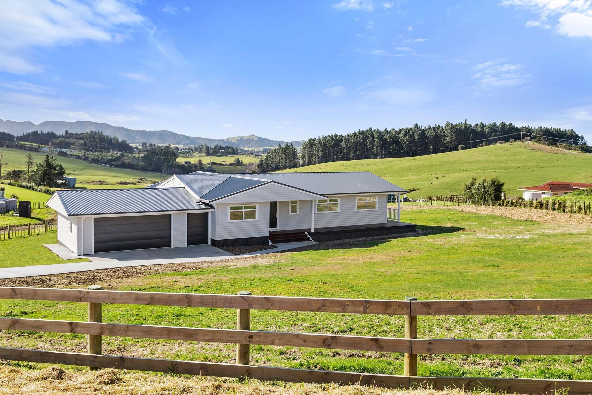 Locked down Aucklanders snap up Northland bach sight unseen for $1.4m