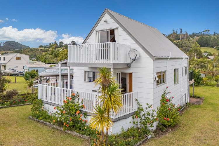 12 Captain Cook Road_0
