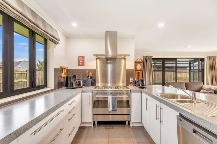 15 Trump Place Kelvin Grove_12