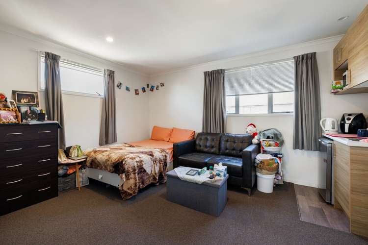 2/30 Beatty Street Melville_13