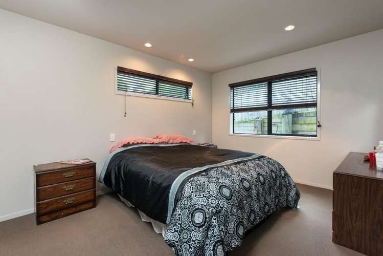 22f Sheppard Street Gate Pa_7