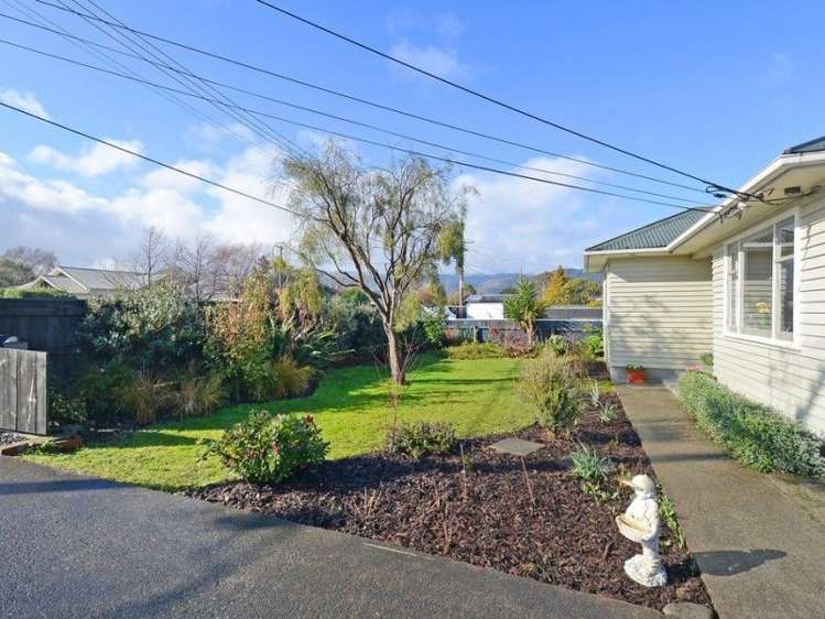 21 Whakatiki Street Trentham_17