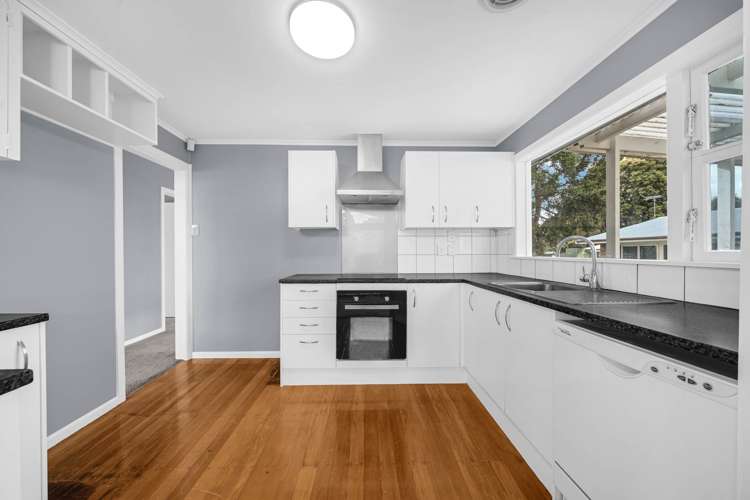 16 Brouder Place Hill Park_24