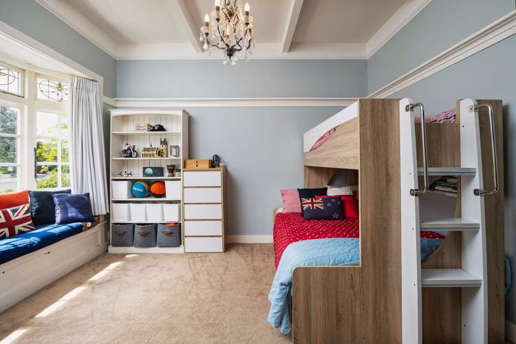 4 Summit Drive Mount Albert_23