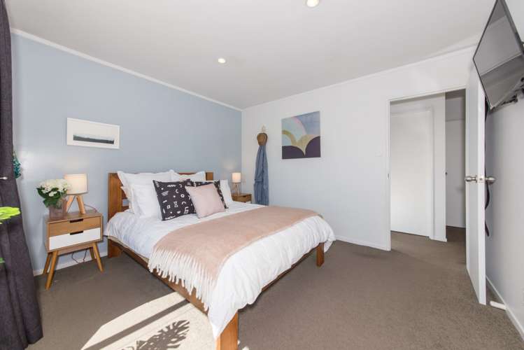 6a Quiet Street Te Atatu South_11