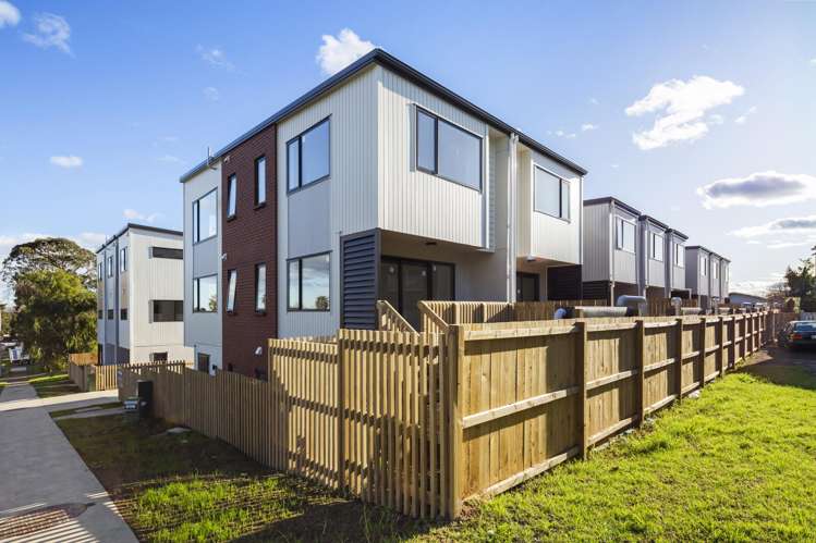 5/5 Chevis Place Pakuranga_10