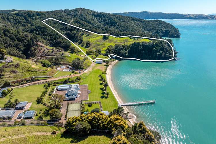 306b Cowes Bay Road Waiheke Island_1