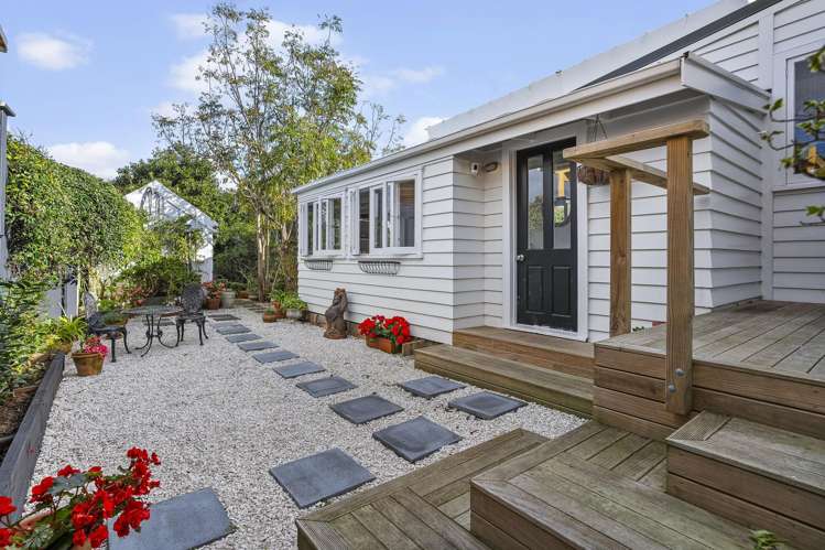 9 Horopito Street Mount Eden_17