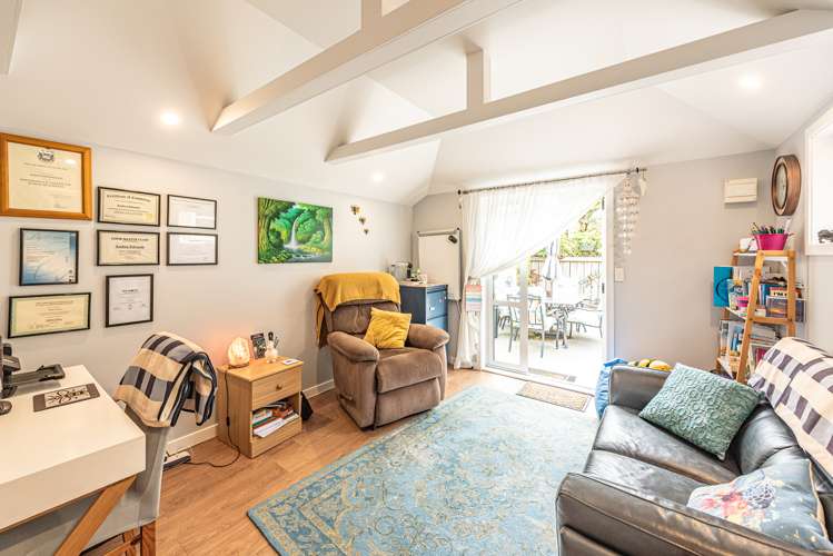 31 Brassey Road Saint Johns Hill_27