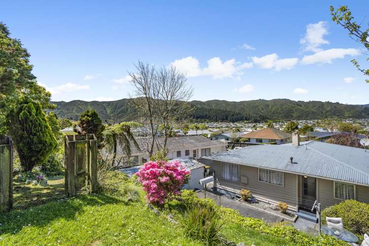 34 Enfield Street Wainuiomata_22