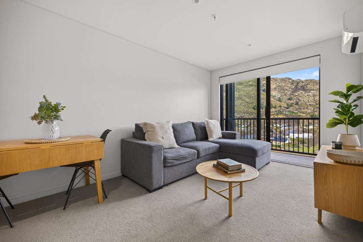 610/10 Copper Beech Avenue_2