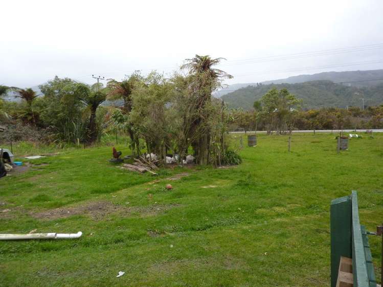 2 Sunderland Street Waimangaroa_12