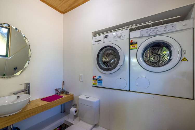 32 Ocean Road Surfdale_23