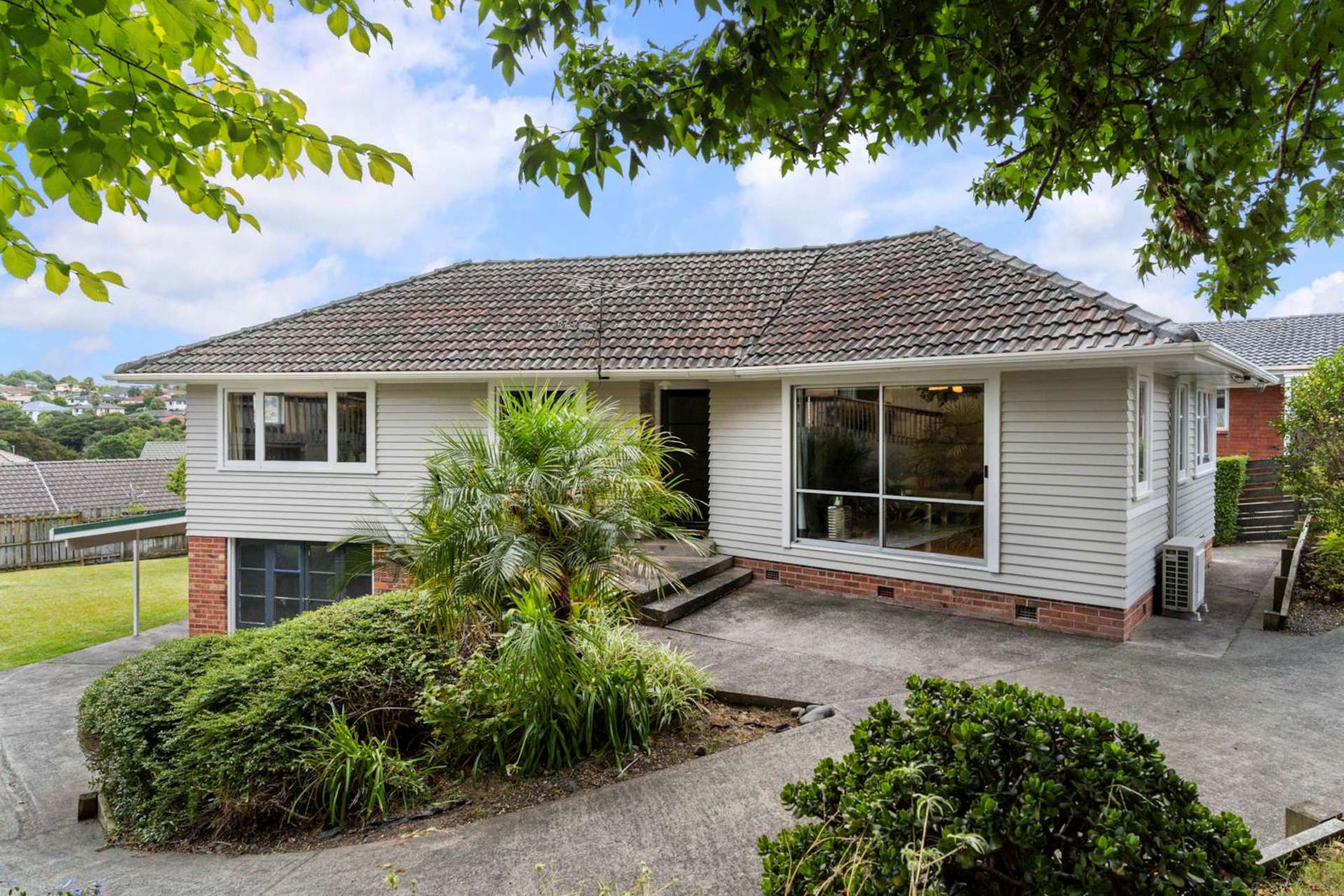 133 Vodanovich Road Te Atatu South_0