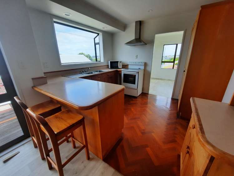 32 Hadley Wood Drive Wattle Downs_5