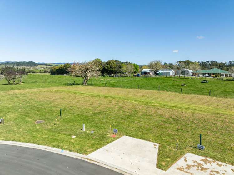 10 Robert Bruce Place_3