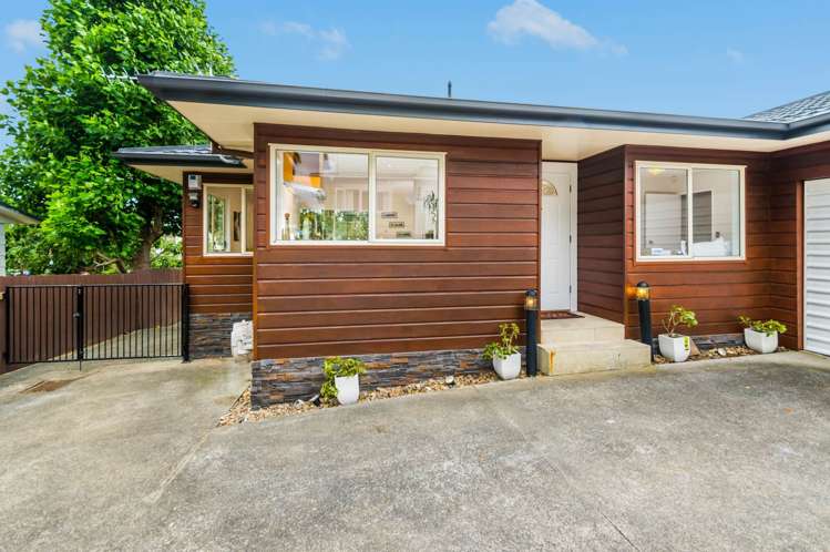 2/52 College Road Northcote_1