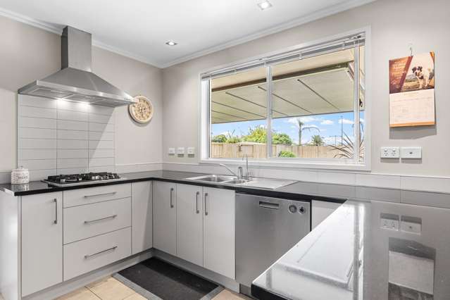 96 Farringdon Avenue Rototuna North_2