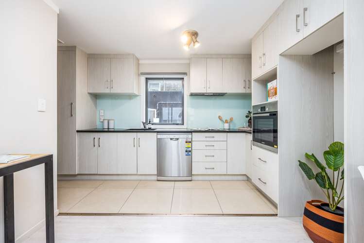 6/42 Saint Benedicts Street Eden Terrace_13