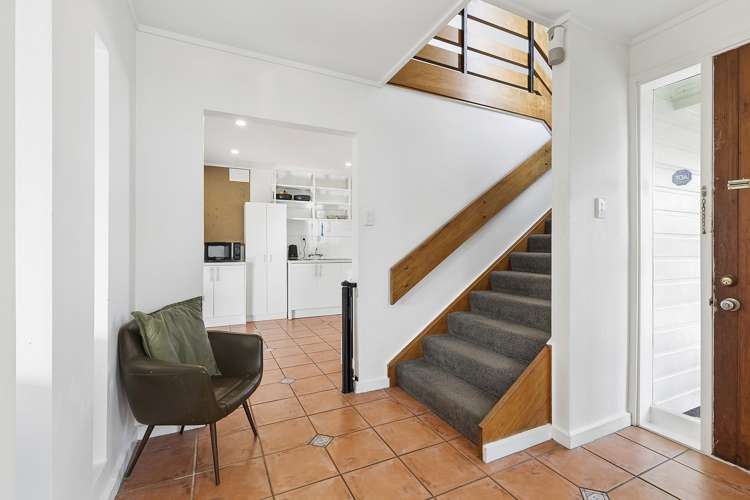 2/163 Rongotai Road Rongotai_11