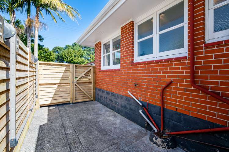 4/10 Sutherland Road Point Chevalier_11