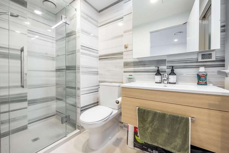 307/10 Lion Place Epsom_8