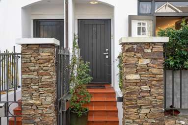 21 Sheehan Street_1